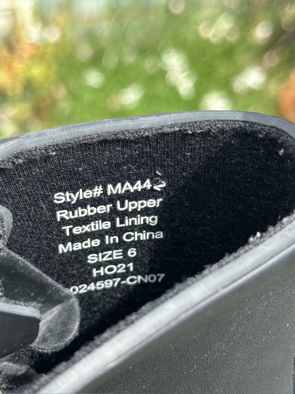 Madewell — The Lace-Up Lugsole Rain Boot - Picture 5 of 7